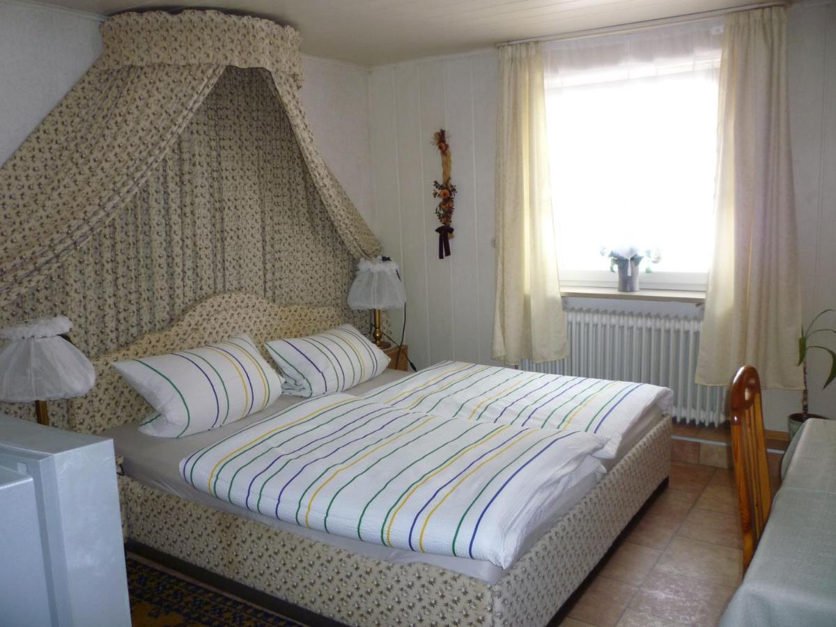 Gasthaus - Pension Am Buchberg Monchsdeggingen Экстерьер фото